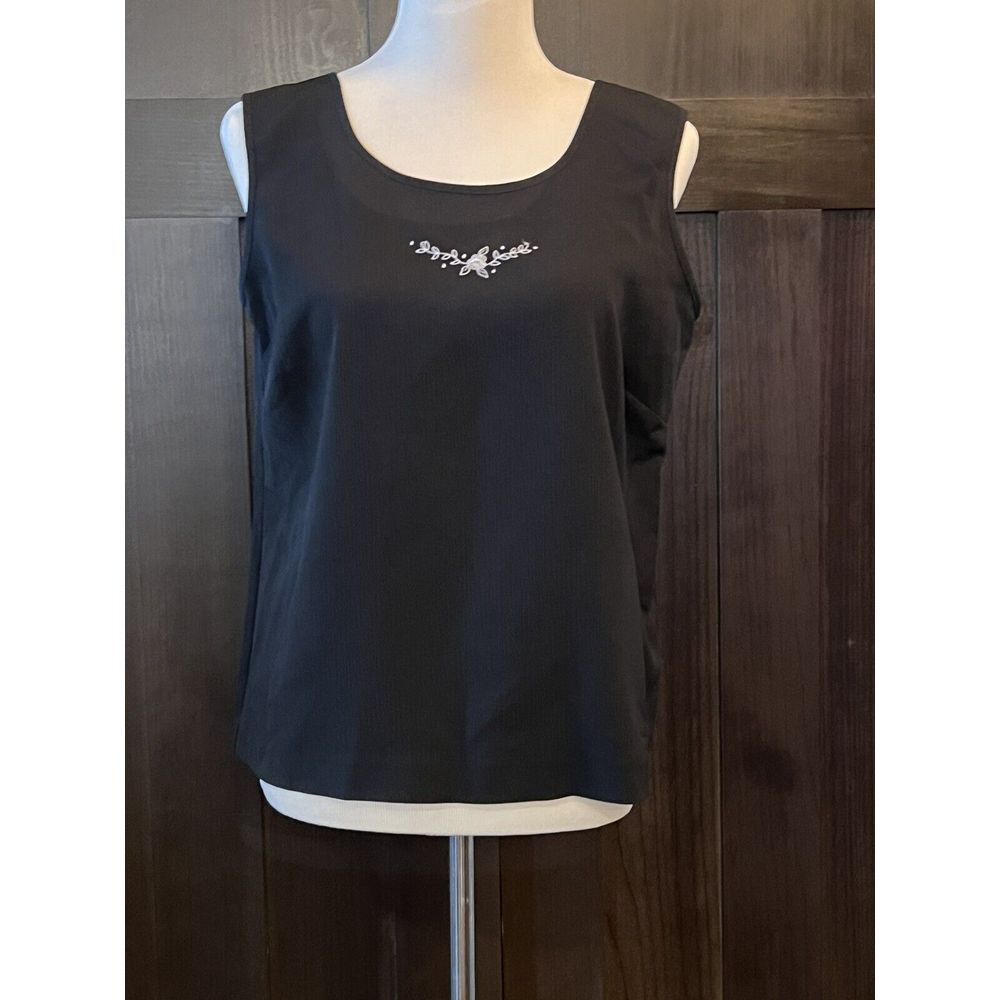 Graff Elegant Black Sleeveless Tank‎ Top with Delicate Floral Embroidery Detail